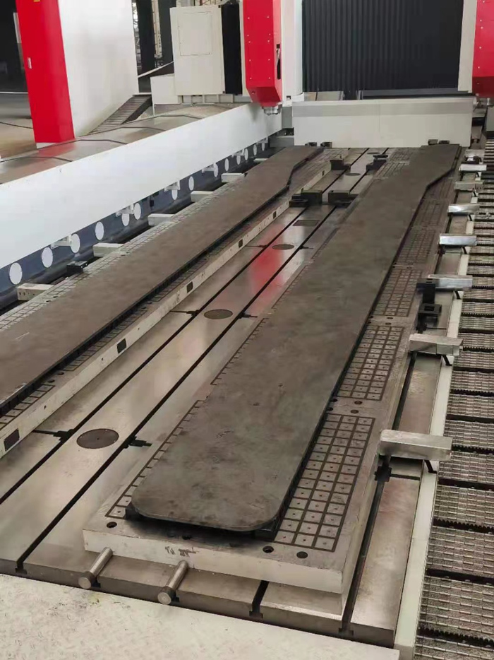Shandong Luci Partners with Shenyang Machine Tool Works to Innovate Energy-Saving Technology and Improve Energy Efficiency of Electro-Permanent Magnetic Chuck.