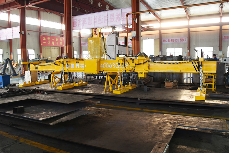 Telescopic Girder Electro-Permanent Magnet Lifter Helps a Steel Structure Manufacturer in Jiangsu to Solve the Problem of Lifting Different Sizes of Steel Plates