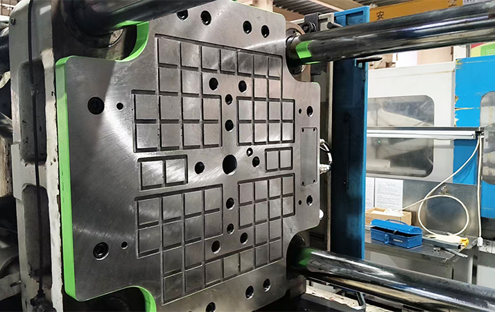 Magnetic Molds - Rapid Mold Change Systems