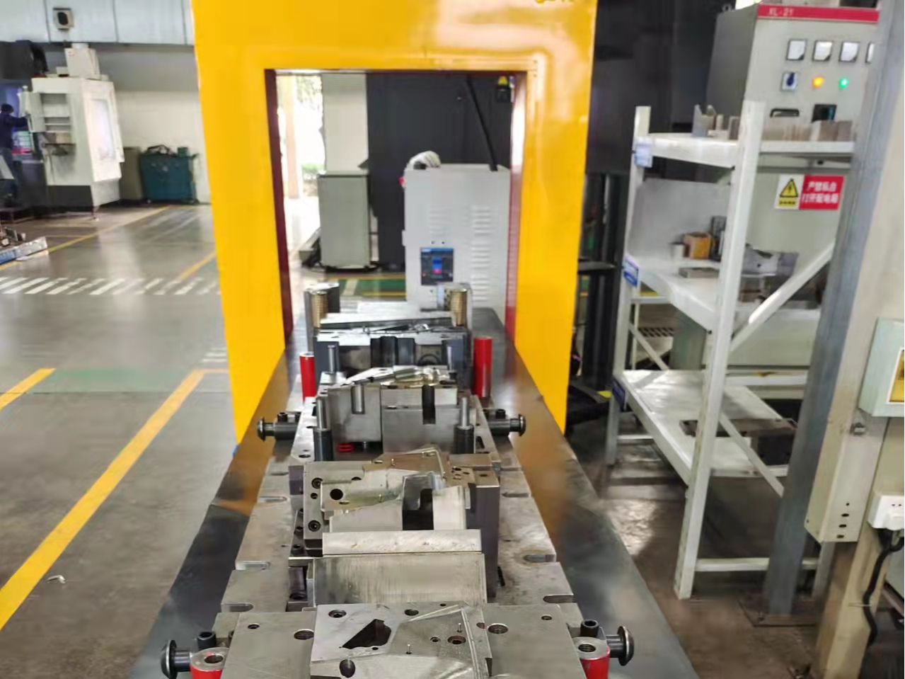 Demagnetizers for Precision Bearing Production Line Applications